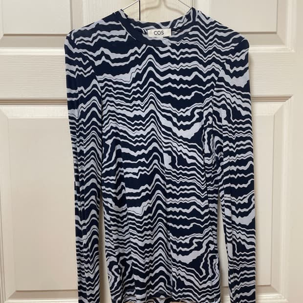 cos 텐셀 티셔츠 xs