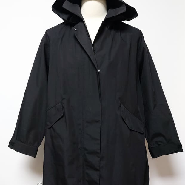 유니클로 블록테크 피시테일 파카 방수 바람막이 (XL)오버핏 
