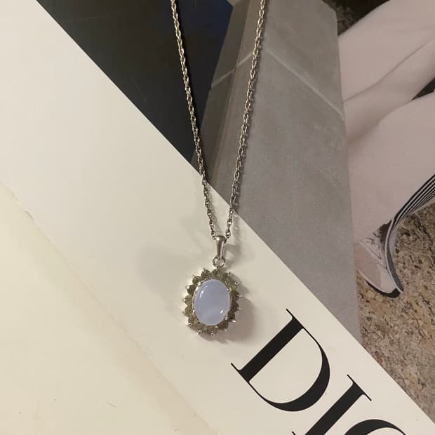 실버톤 라이트블루 목걸이