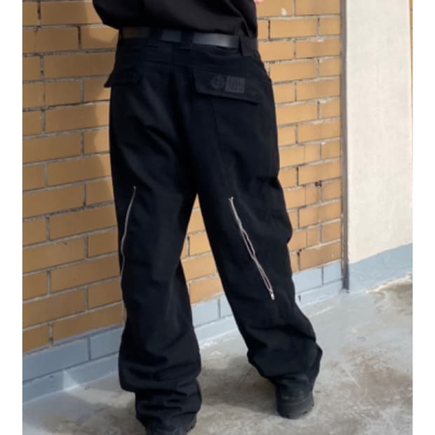 플라스틱프로덕트  MPa WAVE ZIPPER PANTS (BLACK)s