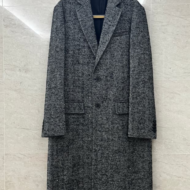 [남성] 발렌티노 락스터드 스파이크 코트