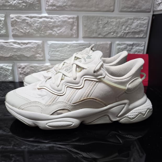 아디다스 오즈위고 [270mm]