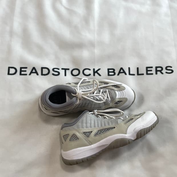 에어조던11 ie 레트로 라이트 오레우드 브라운