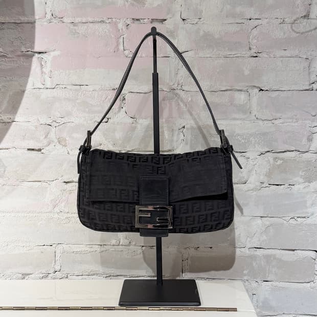 펜디 다크브라운 주키노 바게트 백