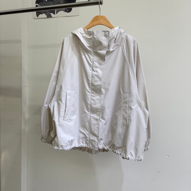 GALLARDAGALANTE 바람막이