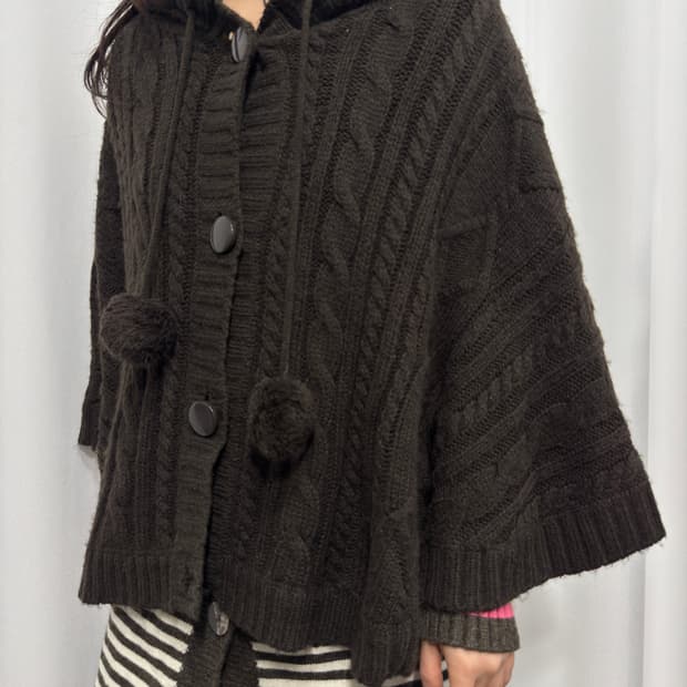 ingni brown knit hood cape