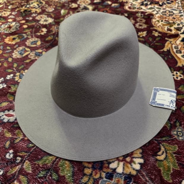 H.W DOG N CO 페도라