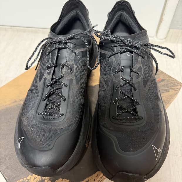 로아 셀라 블랙 280