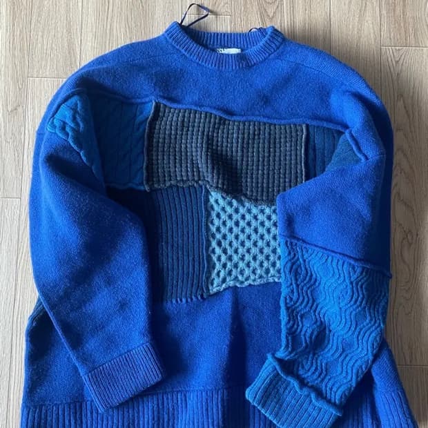 자라 아더에러 니트(sam)