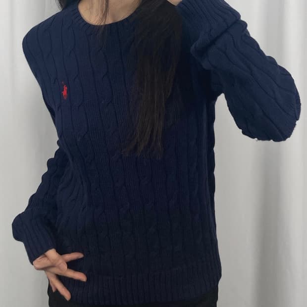 폴로 네이비 꽈배기 니트