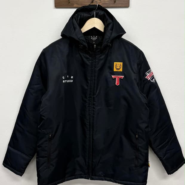 [100] 아이앱 스튜디오 X 기아타이거즈 23어센틱 동계 점퍼