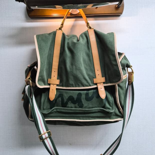 OS) JUICY 주시 꾸띠르 90's 빈티지 캔버스 백 팝니다