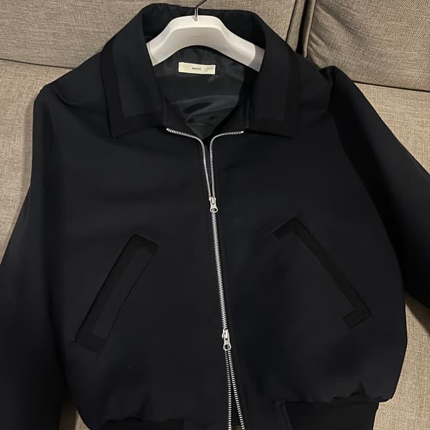 렉토 콘트라스트 바시티 자켓 M