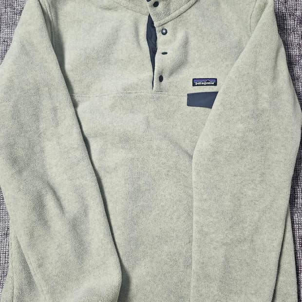 파타고니아 신칠라 오트밀 L 판매합니다