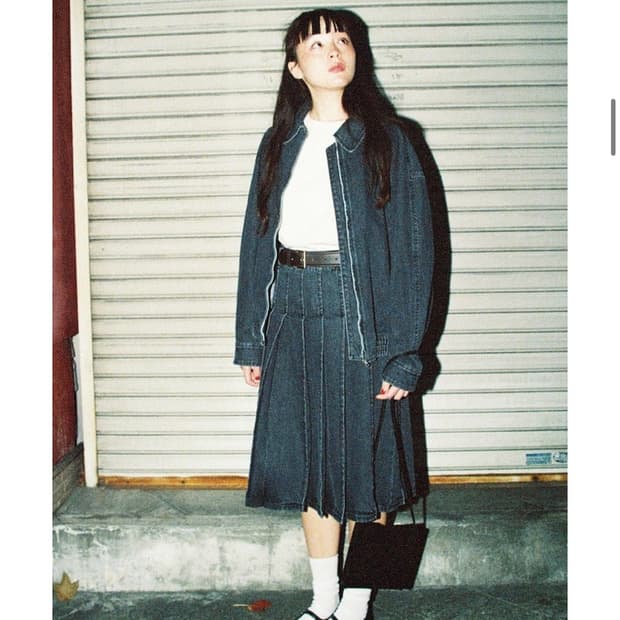 디애퍼처 플리츠스커트 그레이색상