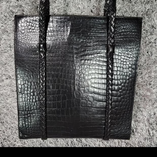 발리 리얼 와니 숄더백