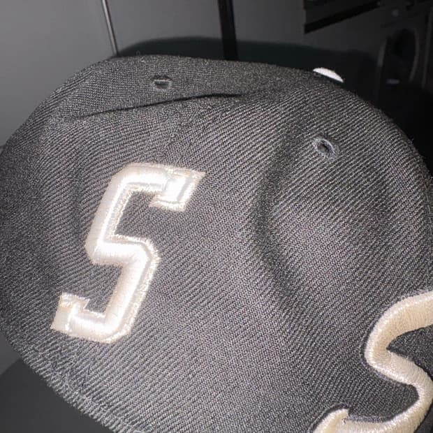 슈프림 59FIFTY S로고 뉴에라 스냅백