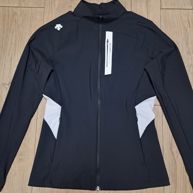 데상트 여성 런닝집업 85