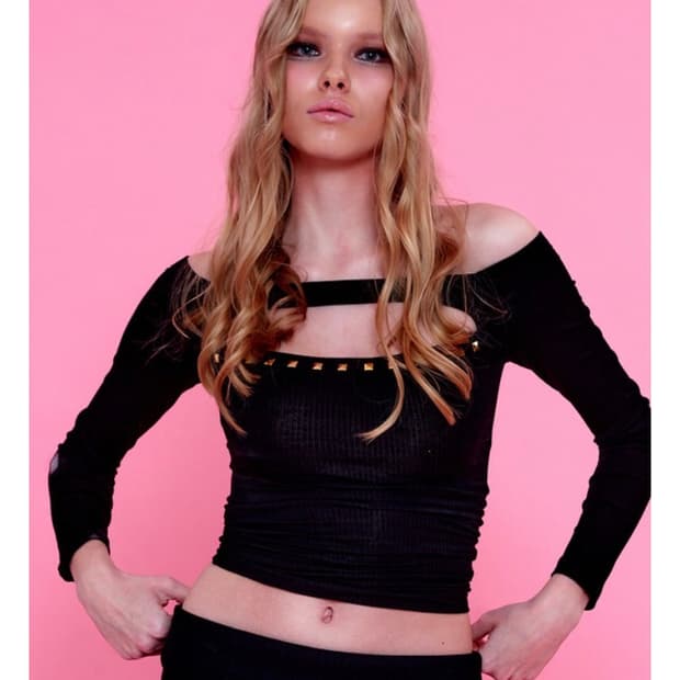 베이비메탈클럽 베메클 골드 스터드탑 블랙