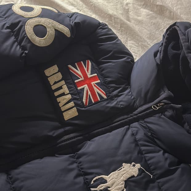 폴로 빅포니 브리튼 패딩 네이비