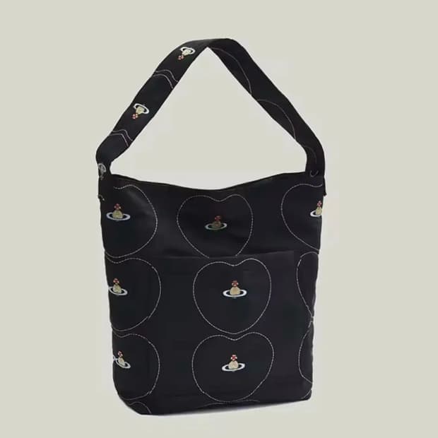 비비안웨스트우드 하트 숄더백