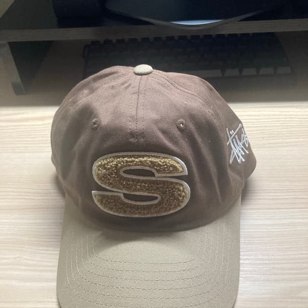 스투시 셔닐 S 로우 프로 캡 브라운