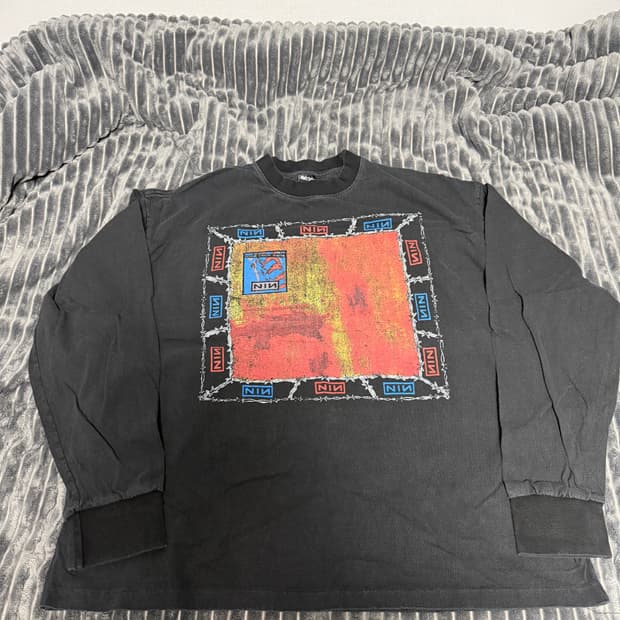 nin 나인 인치 네일스 롱슬리브 2사이즈 도넛리벤지 블랙아웃 뤡코즈