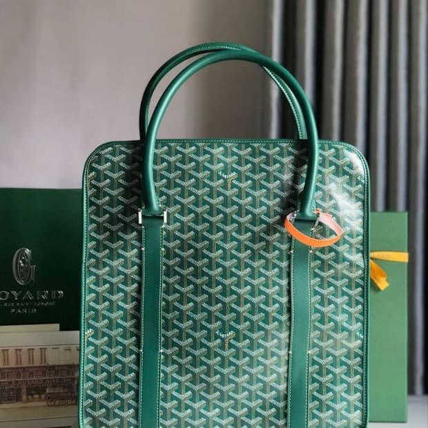 고야드(Goyard) 부르곤 백