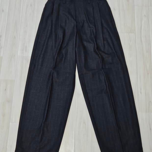 웨이비니스 24AW 네이비 울 슬랙스