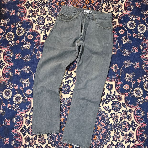 RE/DONE 리바이스 포켓 데미지 빈티지 무드 데님 팬츠