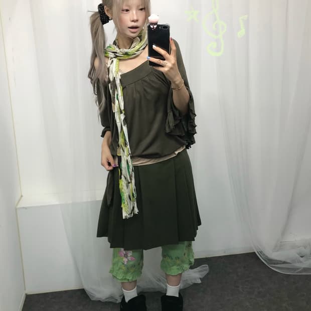 𝜗𝜚그린 자수 패치 카프리 코디 set 𝜗𝜚