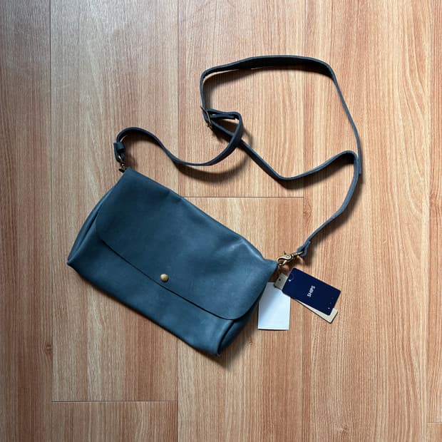 아미아칼바x쉽스 2-way leather bag