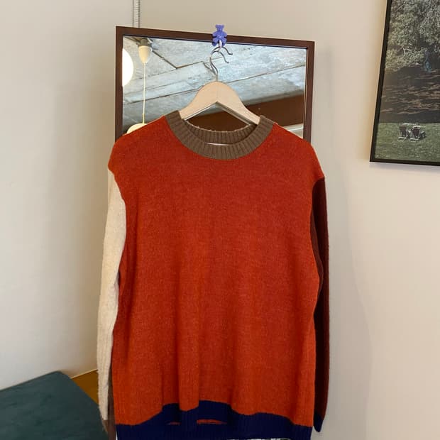 유니클로x이네스 드 라 프레상쥬 배색 니트