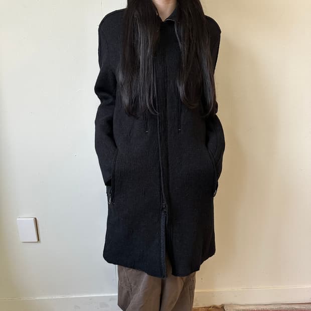 트랜짓 아카이브 코트