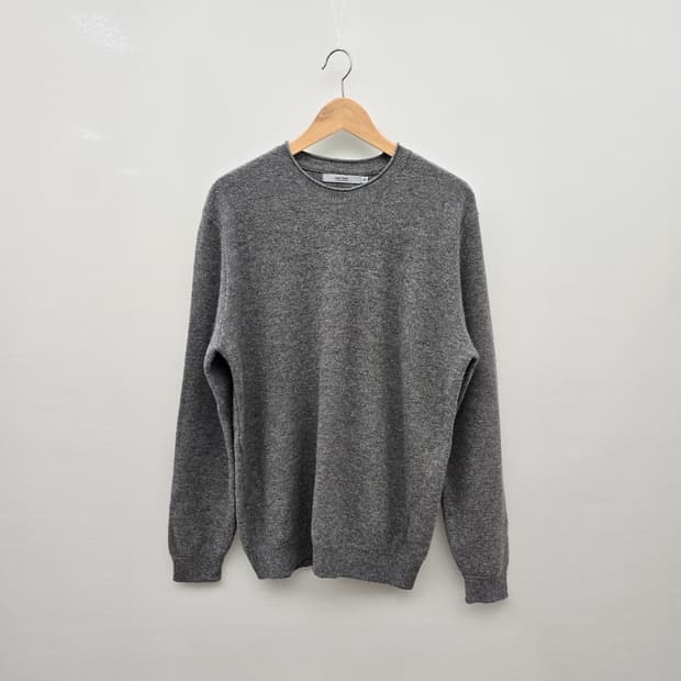 시리즈 니트 스웨터