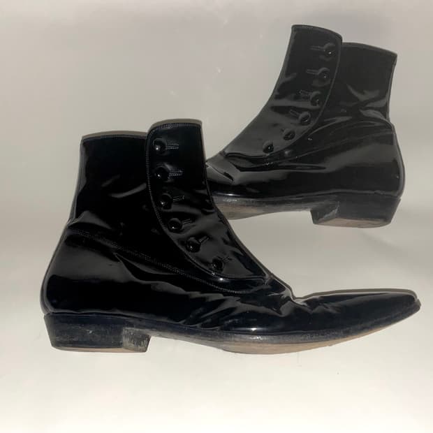 "06aw hedi" Victoria bell butten boots