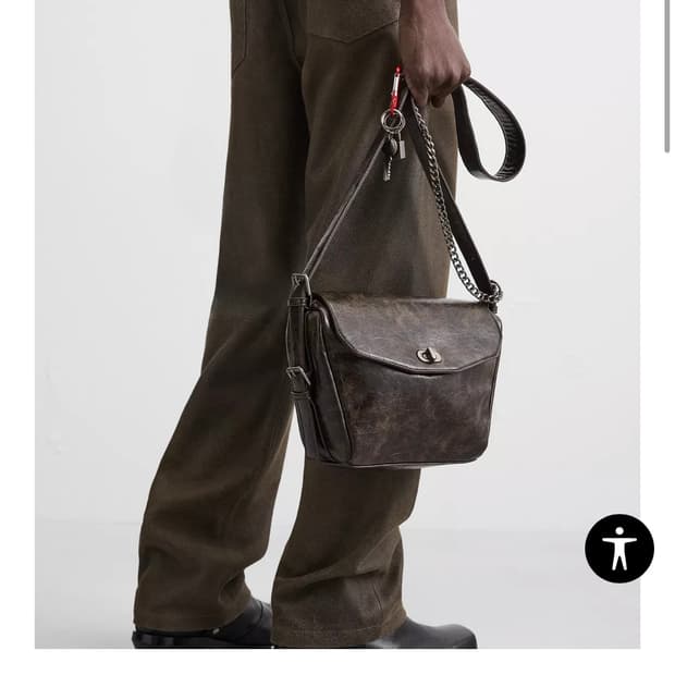 Zara 체인 크로스백