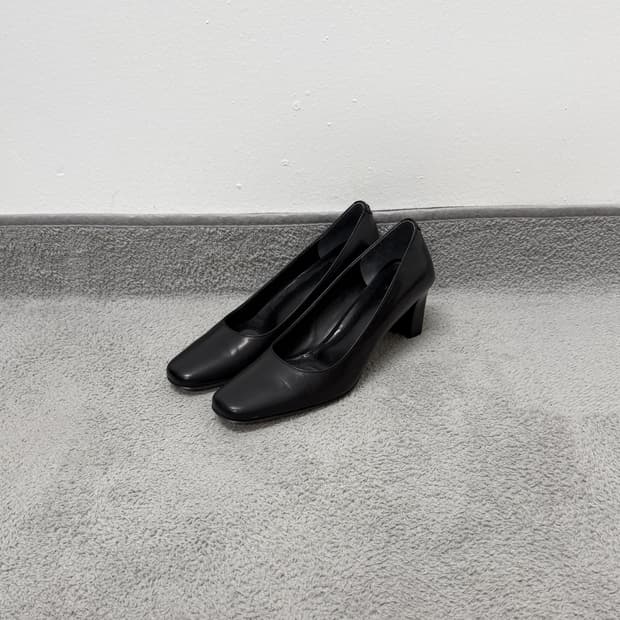 old Margaret Howell square toe pumps