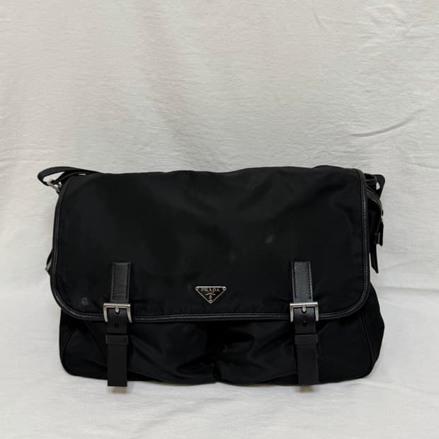 정품 프라다 포코노 나일론 메신저백 크로스백 숄더백