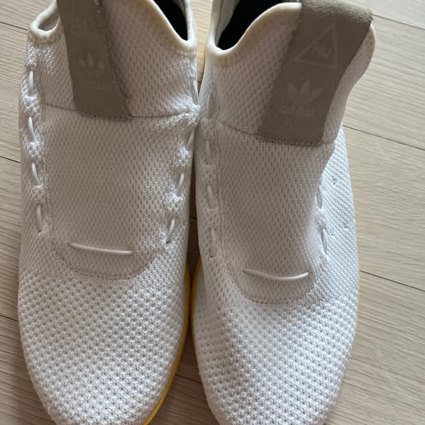 아디다스 퍼렐 윌리엄스 휴먼 레이스 테니스휴 260mm