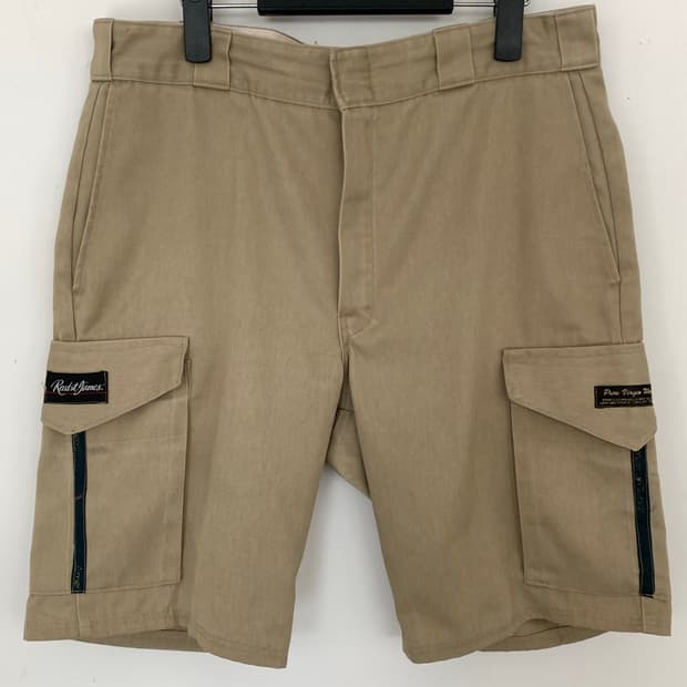Dickies beige cargo shorts pant