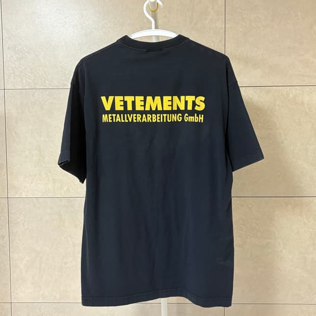 베트멍 메탈로고 반팔