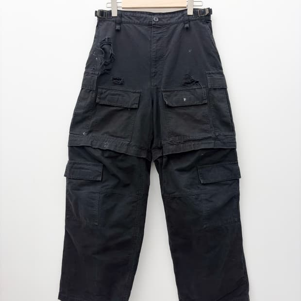 DESTROYED RIPSTOP LARGE CARGO PANTS