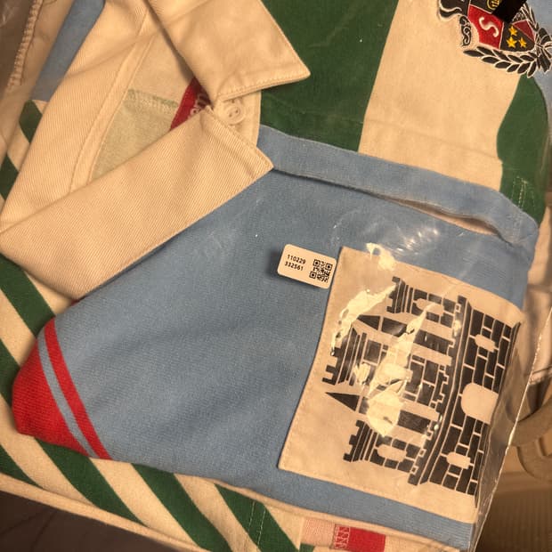 슈프림 럭비티 화이트