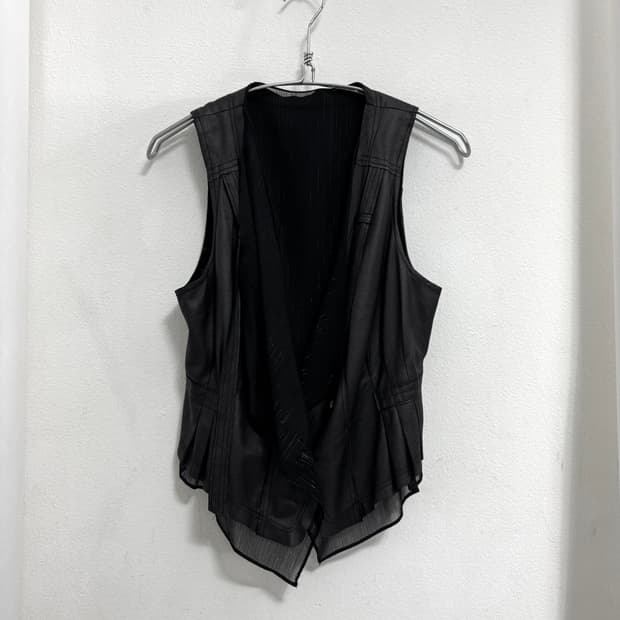 Chiffon Layered Vest