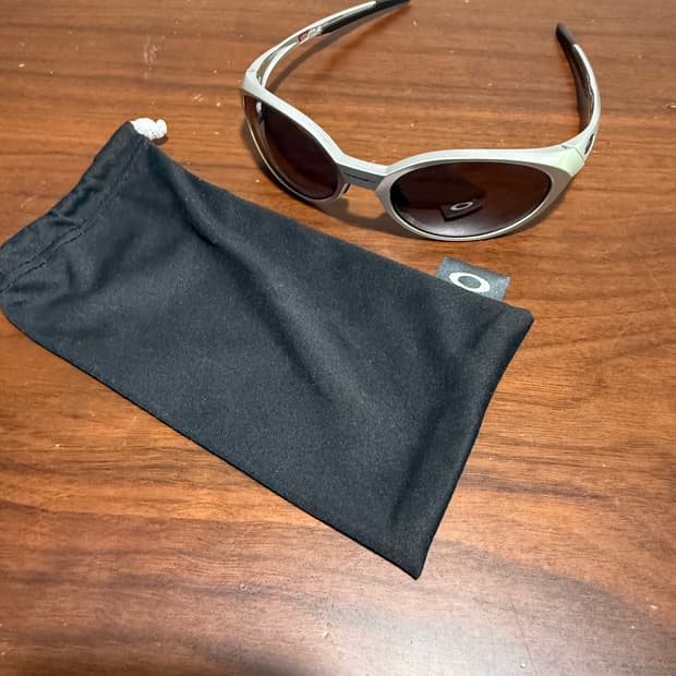 [OS] 오클리 아이자켓 실버