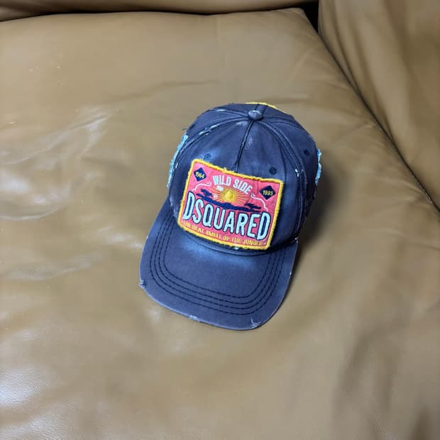 Dsquared2 디스퀘어드 워시드 더티 그레이 6패널 볼캡 모자