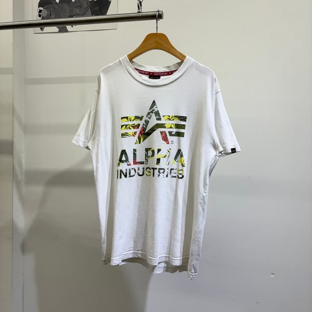 ALPHA INDUSTRIES 반팔
