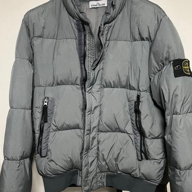스톤아일랜드 패딩
