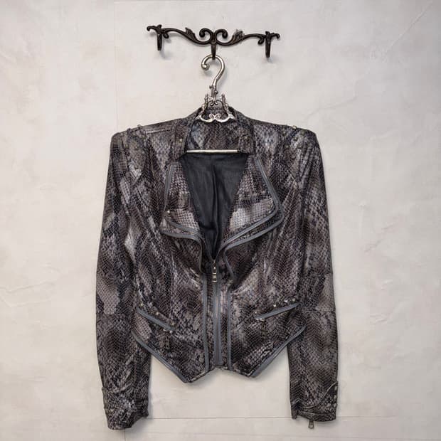 Charcoal tie dye python stud rider jk